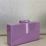 CLUTCH ACRÍLICO RETANGULO LILÁS