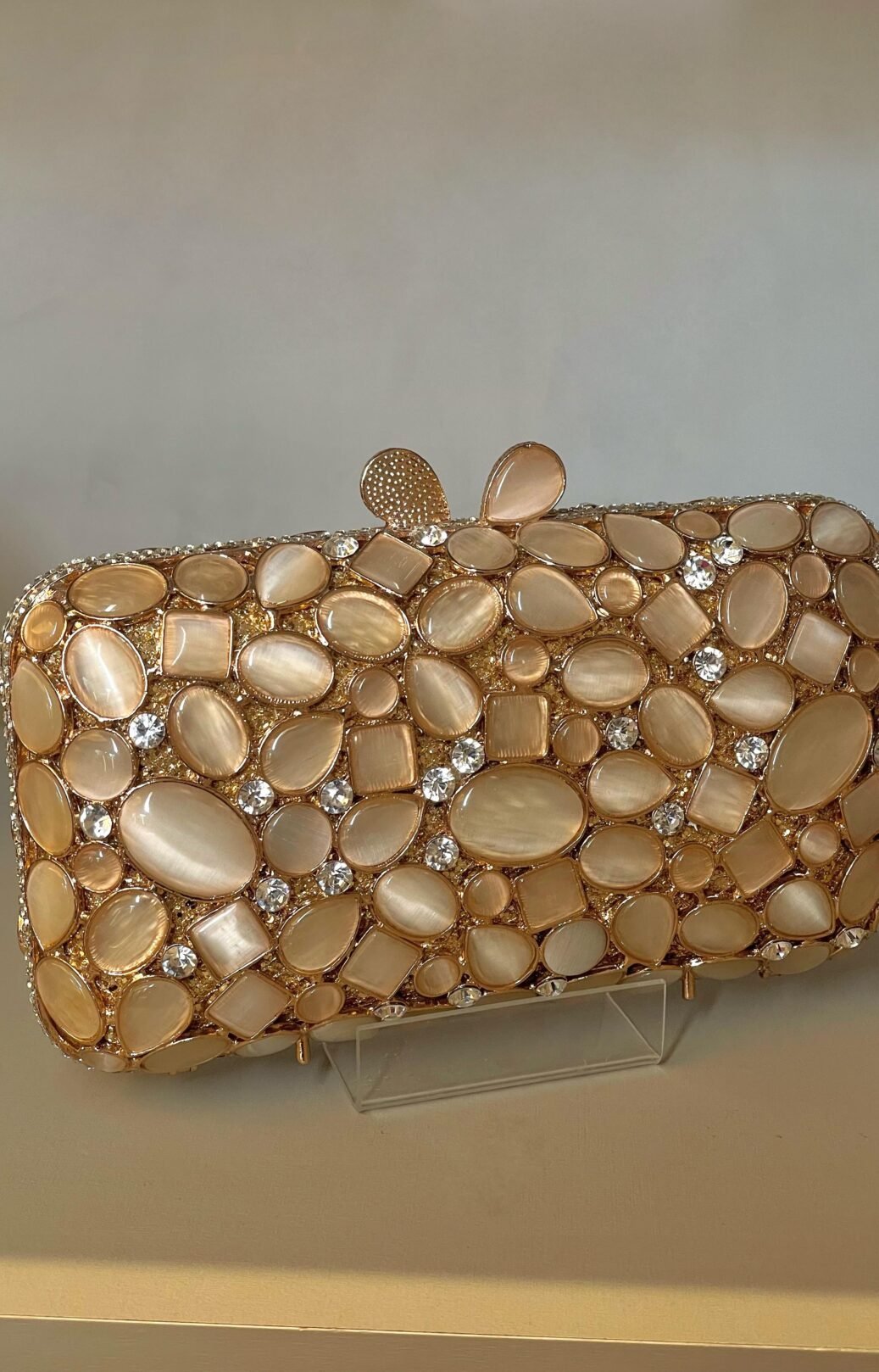 Clutch Pedras Retangular Dourada